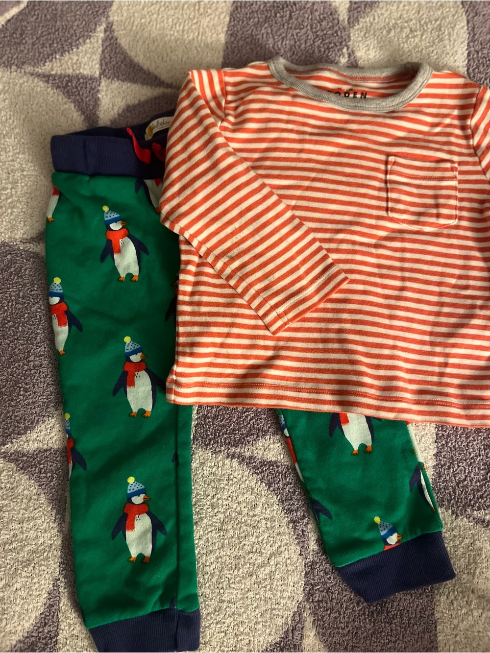 🐧 Baby Boden Two Piece Holiday Outfit Set | Red Stripes + Penguin Print